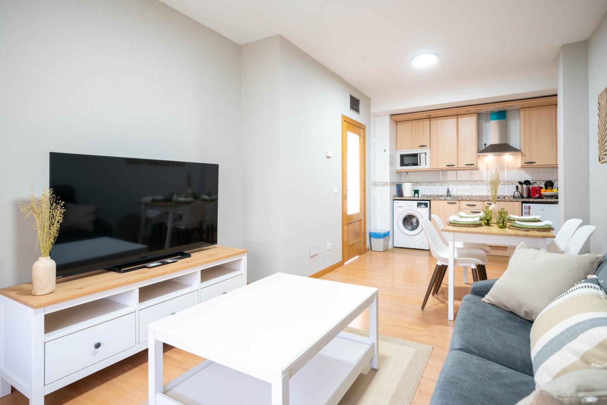 Apartamentos Go Covaresa Parking Gratuito Bajo Disponibilidad Valladolid Esterno foto