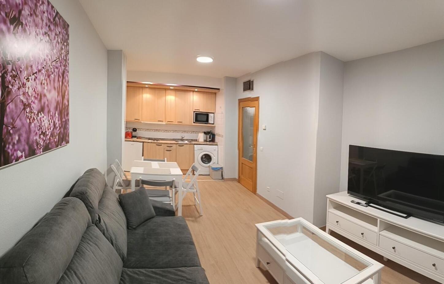 Apartamentos Go Covaresa Parking Gratuito Bajo Disponibilidad Valladolid Esterno foto